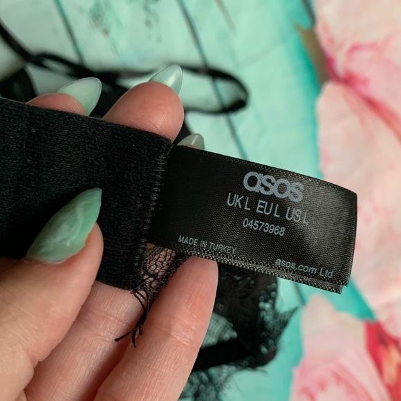 ASOS LACE Bralette - Picture 3 of 3